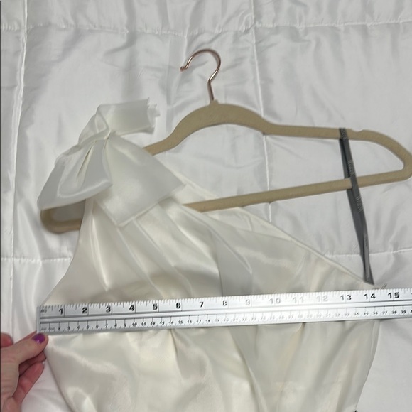 Vera Wang Bridesmaid For David’s Bridal - Picture 14 of 16